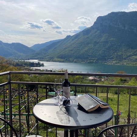 Casa Carla, Bis 4 Personen, Garten, Balkon Mit Blick Auf Den See Und Die Berge Crone Exteriör bild