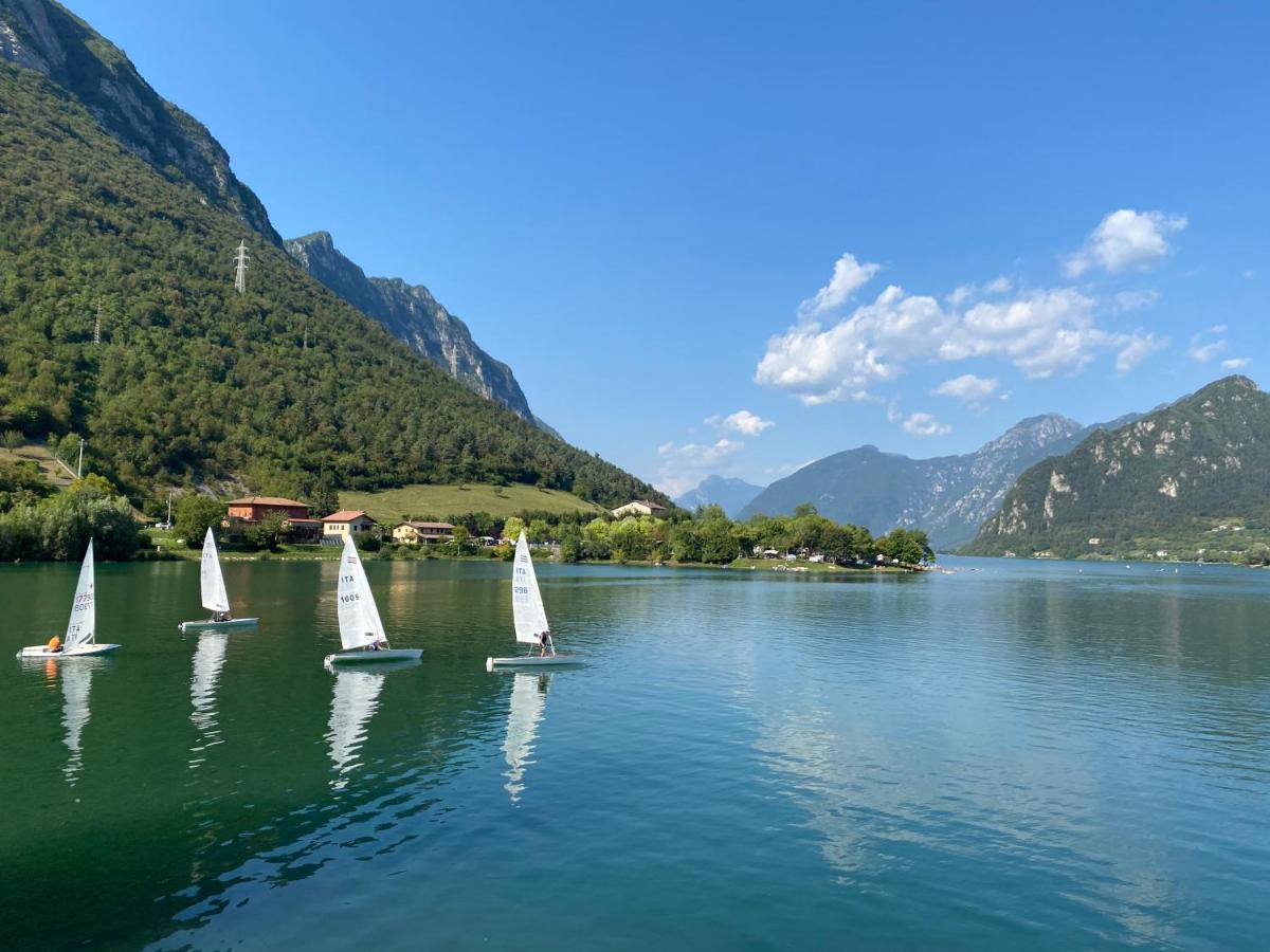 Casa Carla, Bis 4 Personen, Garten, Balkon Mit Blick Auf Den See Und Die Berge Crone Exteriör bild