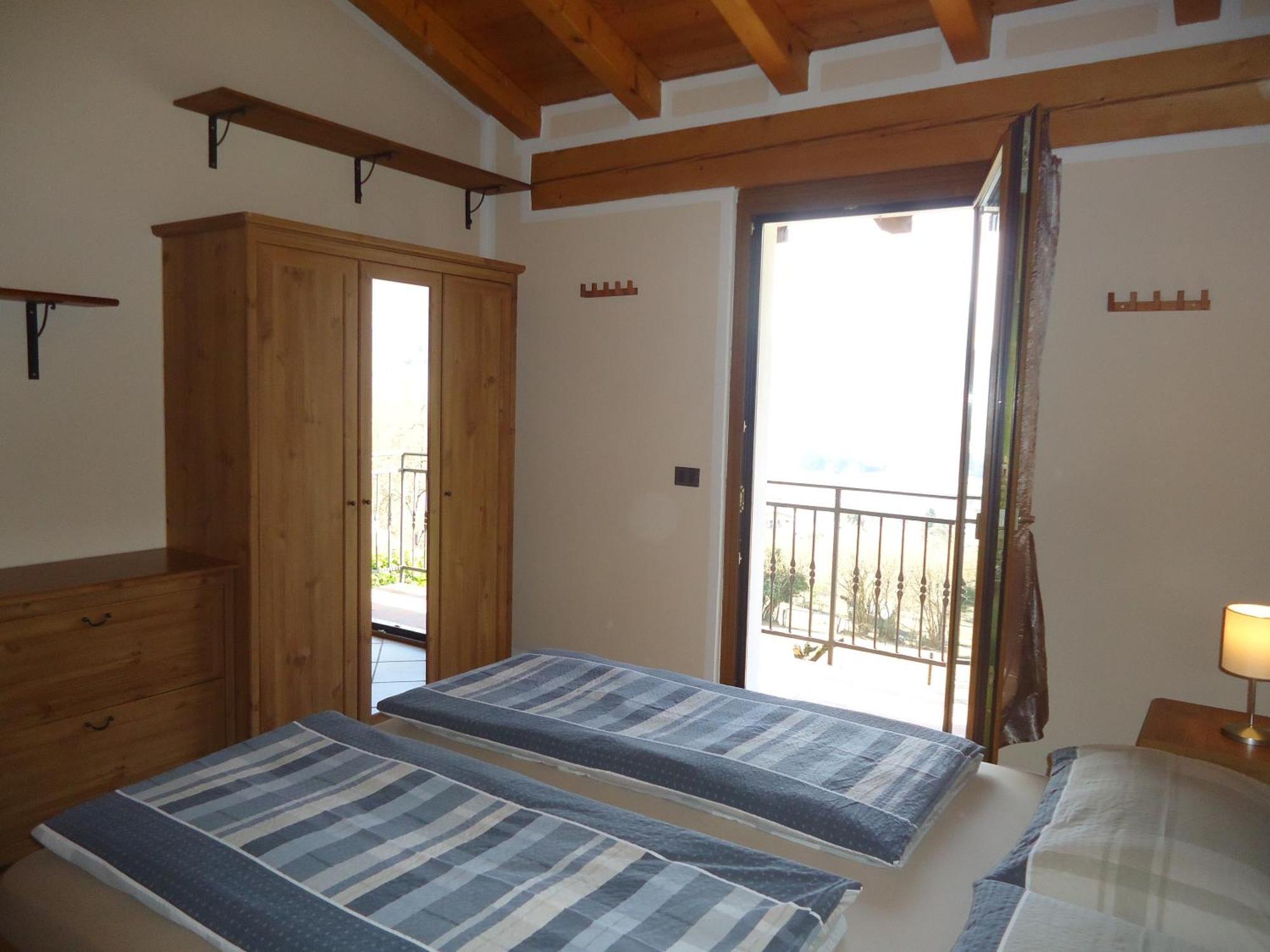 Casa Carla, Bis 4 Personen, Garten, Balkon Mit Blick Auf Den See Und Die Berge Crone Exteriör bild